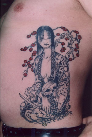 Geisha Holding Skull Tattoo Lrgjpg